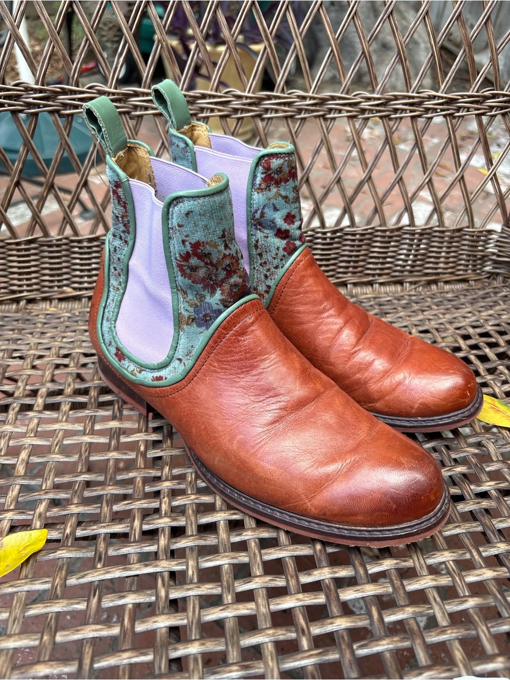 John Fluevog BIBLIO NORTON LAYERED CHELSEA BOOTS - Picture 13 of 15